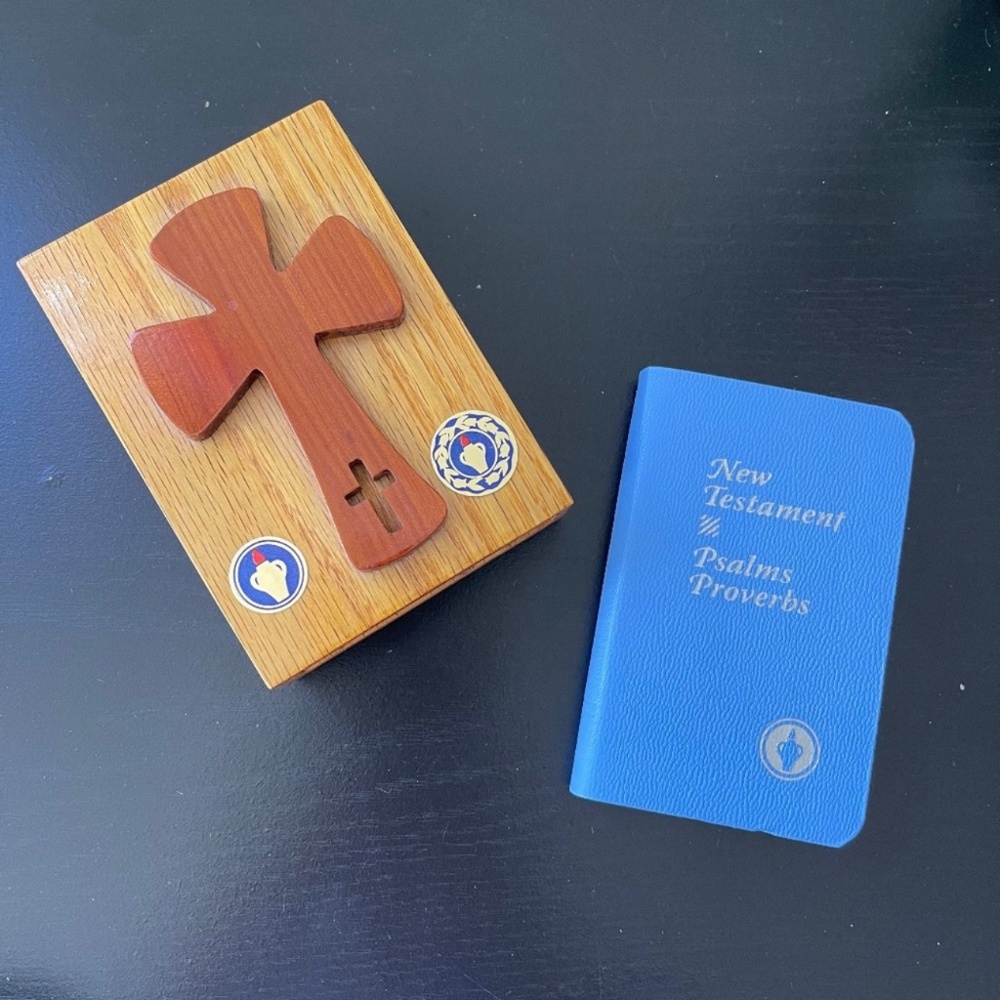 Pocket Bible and Wood Case New Testament Psalms Proverbs Blue
